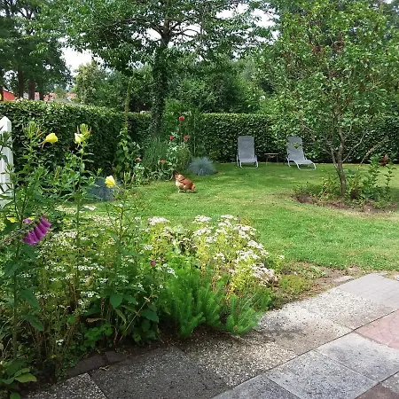 Klein Ni'jenhoes Lägenhet *